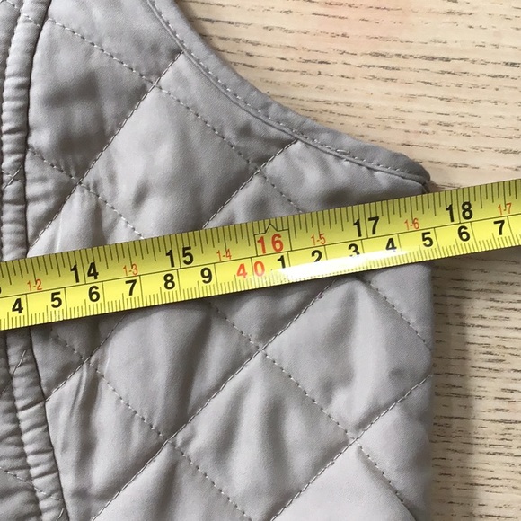 Van Heusen vest - Picture 8 of 8